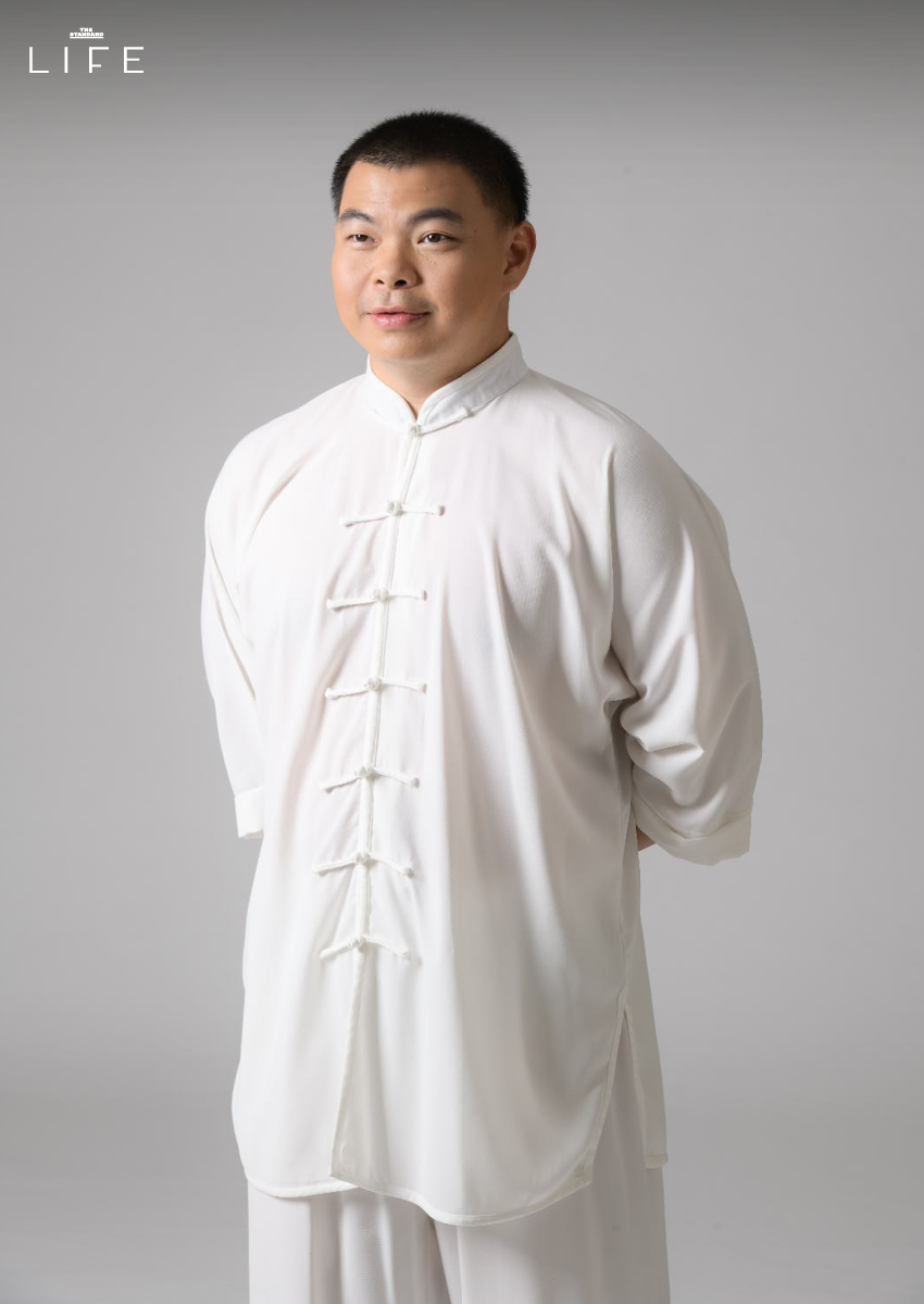 ภาพการทำทรีตเมนต์ Ener-Qi Massage เพื่อปลดล็อกระบบประสาทและปรับสมดุลร่างกาย 1