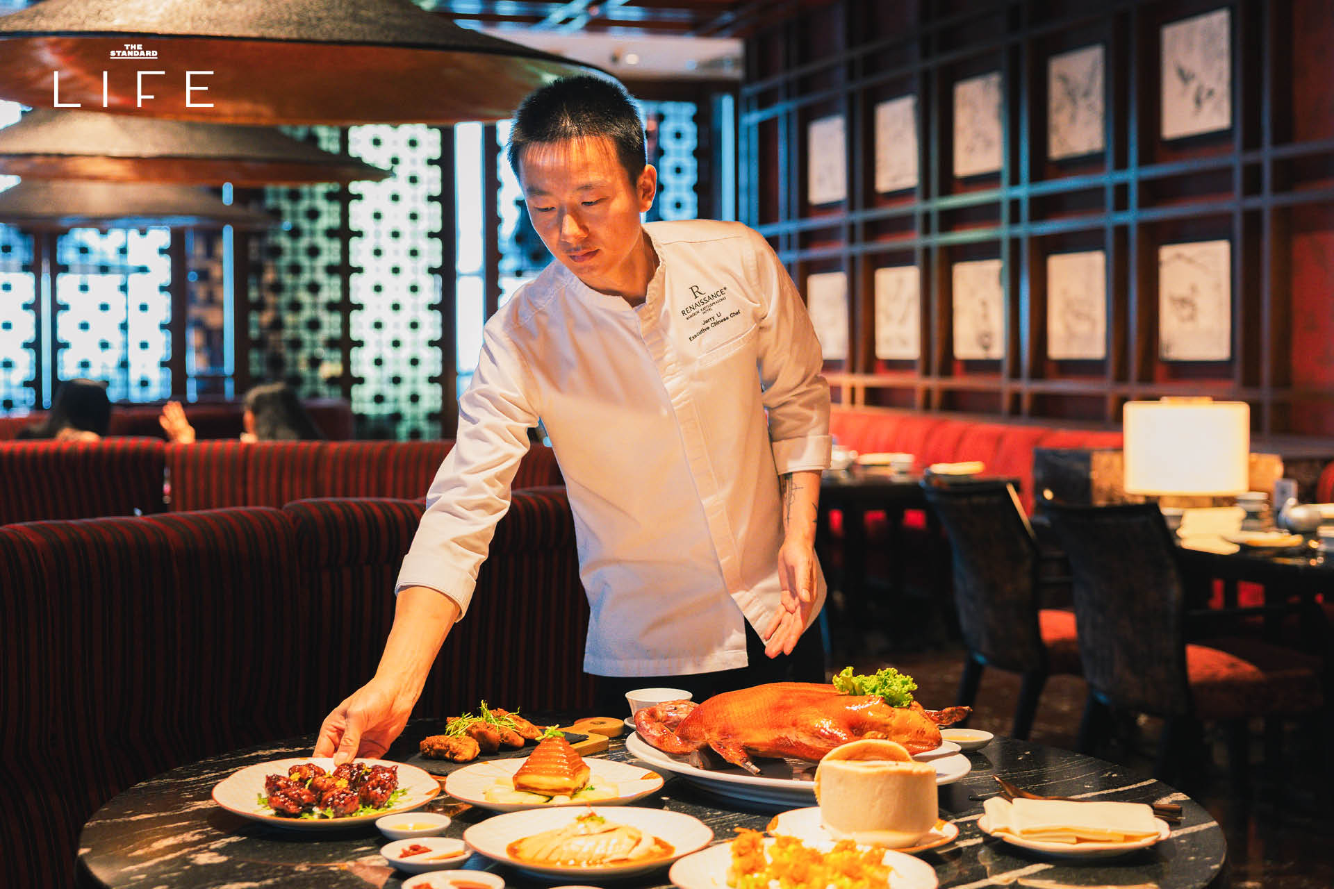 ภาพอาหารเป็ดปักกิ่งเฟยยาและบรรยากาศร้านอาหารกวางตุ้งร่วมสมัย Fei Ya ที่โรงแรมเรเนซองส์ กรุงเทพฯ ราชประสงค์ 4