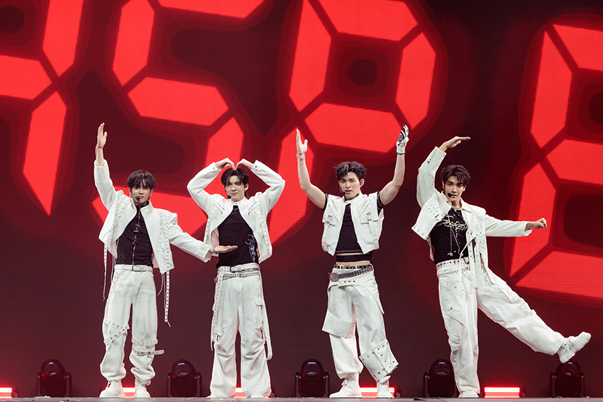 ภาพรวมศิลปิน T-POP บนเวทีคอนเสิร์ต GOTCHA POP 4 7