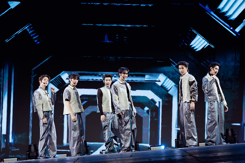 ภาพรวมศิลปิน T-POP บนเวทีคอนเสิร์ต GOTCHA POP 4 9