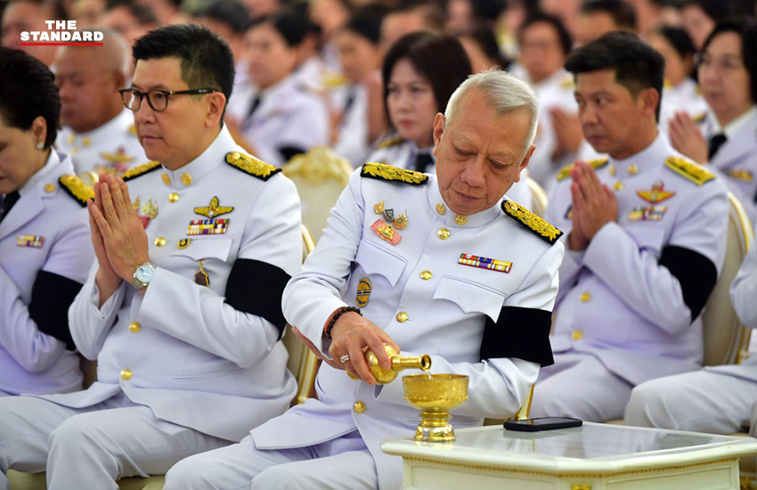 ภาพคณะรัฐมนตรีร่วมพิธีบำเพ็ญกุศลสัตตมวาร ถวายเป็นพระกุศลเจ้าฟ้าพัชรกิติยาภาฯ 5