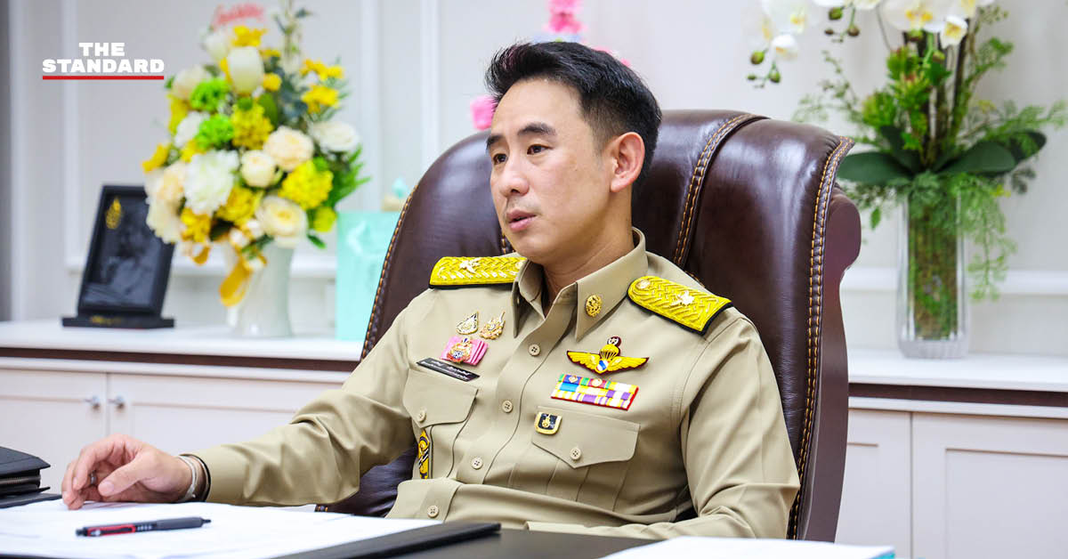 วรศิษฎ์ เลียงประสิทธิ์ รัฐมนตรีช่วยว่าการกระทรวงมหาดไทย ให้สัมภาษณ์สื่อมวลชน