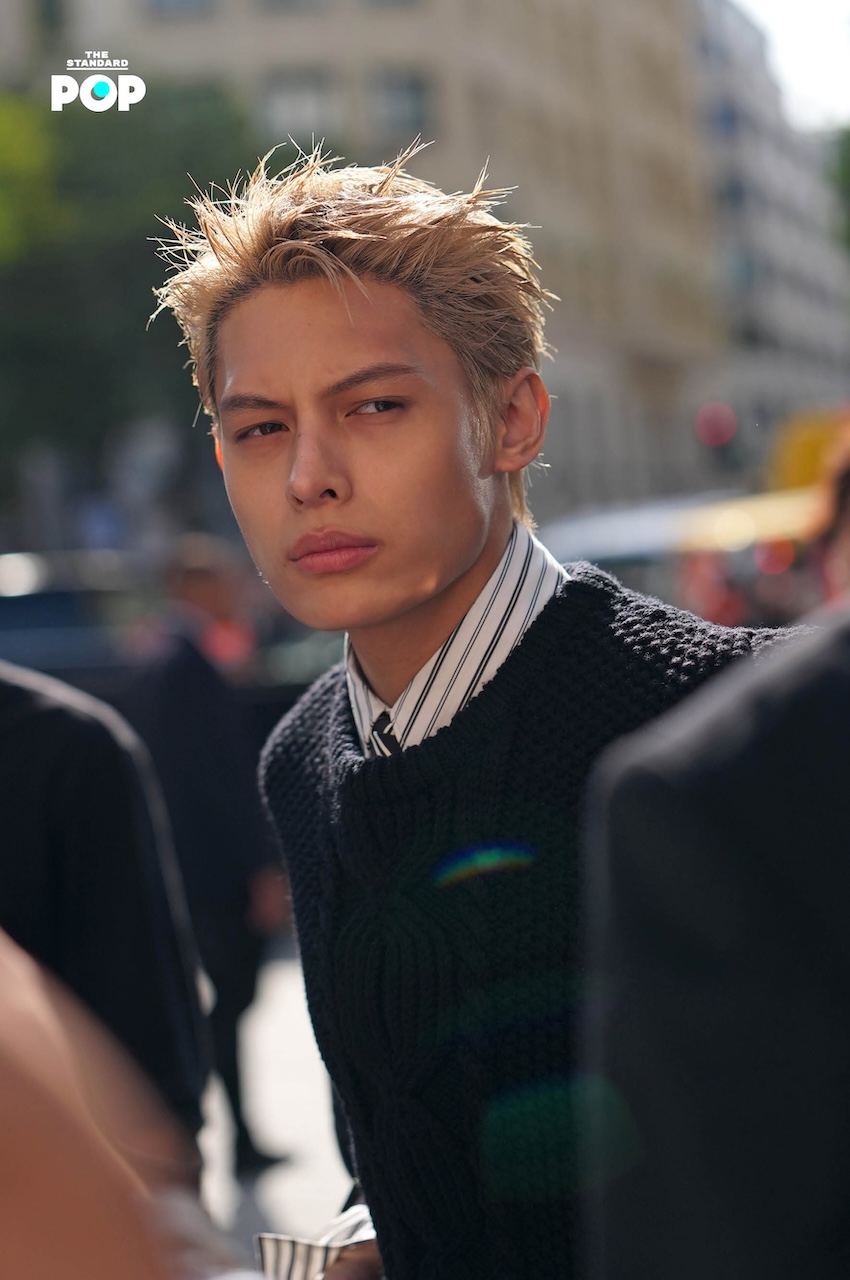 James และ Martin สมาชิก CORTIS ในชุดแฟชั่น Saint Laurent ที่ Paris Fashion Week 4