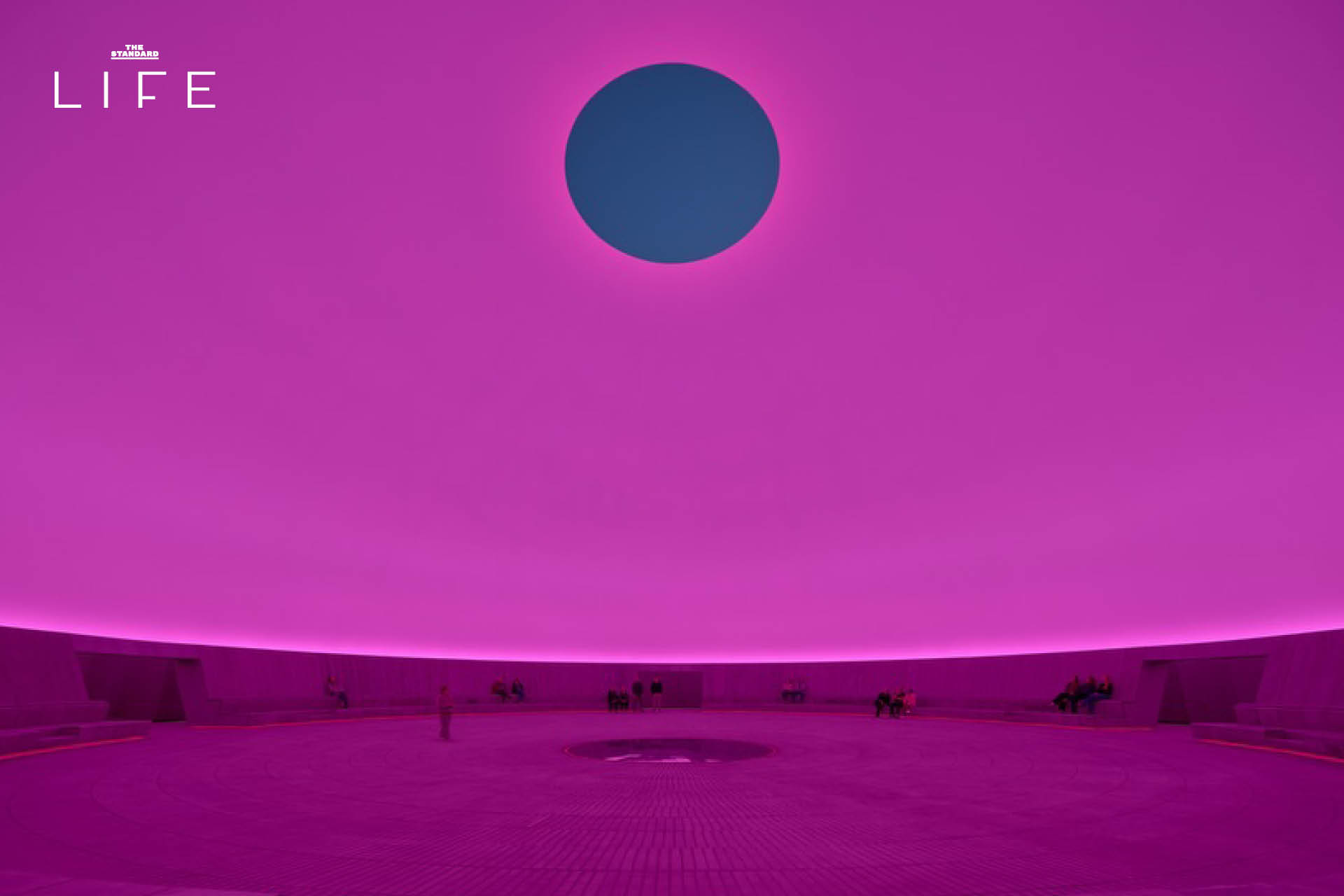 ภาพโดมแสงเปลี่ยนสี As Seen Below ผลงานของ James Turrell ภายใน ARoS Aarhus Art Museum 5