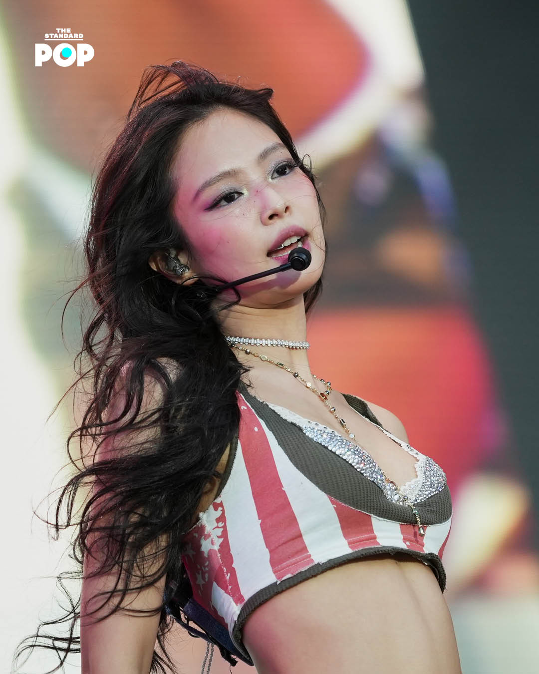 JENNIE กำลังแสดงบนเวที Governors Ball Music Festival 2026 4