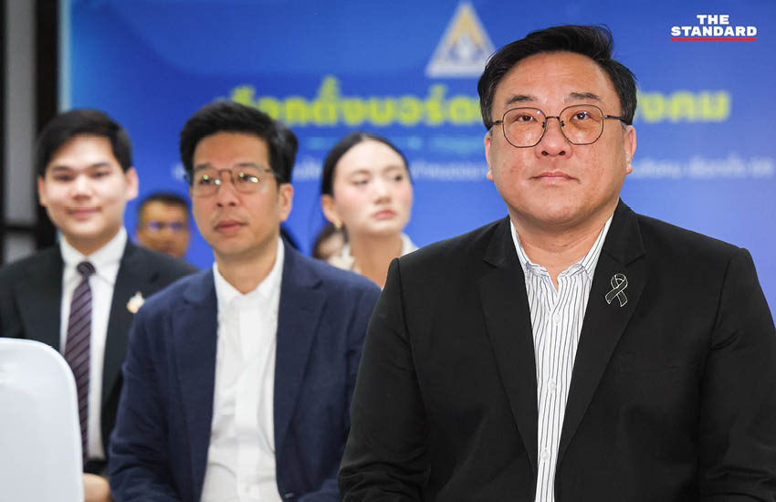 จุลพันธ์ อมรวิวัฒน์ รัฐมนตรีว่าการกระทรวงแรงงาน ตรวจเยี่ยมศูนย์อำนวยการจัดการเลือกตั้งบอร์ดประกันสังคม 6
