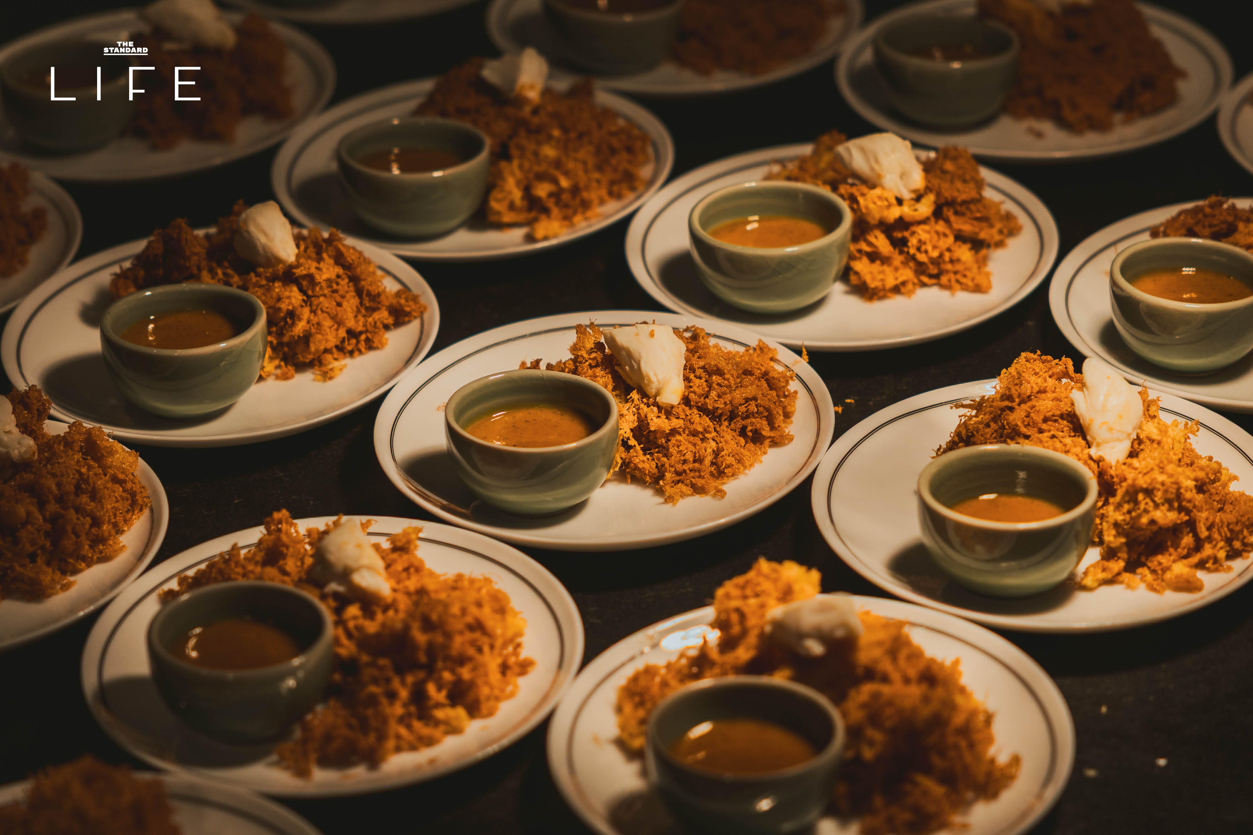 ภาพบรรยากาศงาน LIFE TABLE: The Taste of Homecoming มื้อสุดท้าย โดย Front Room และ Rasik 12