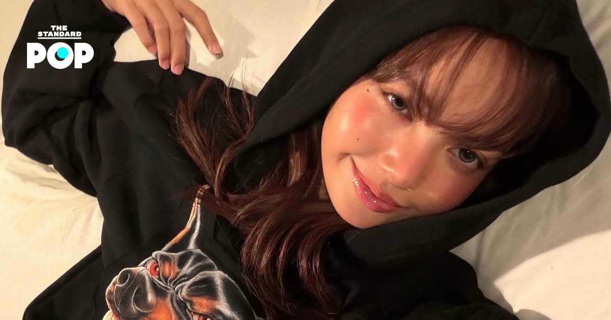ภาพ LISA ศิลปินสาวจากวง BLACKPINK