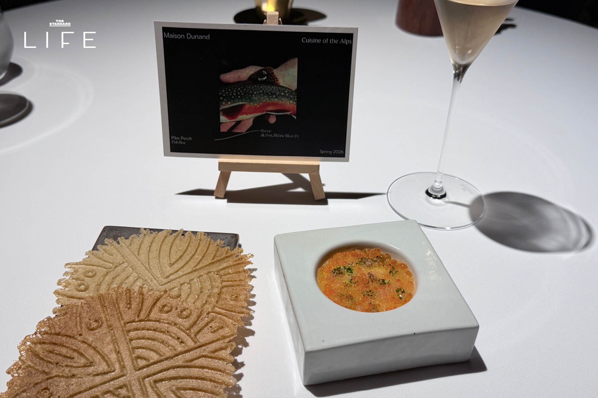 ภาพจานอาหารจากเมนูใหม่ 'Cuisine of the Alps' ของ Maison Dunand 3