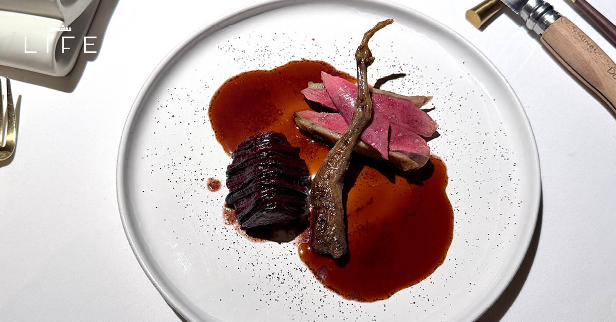 ภาพจานอาหารจากเมนูใหม่ 'Cuisine of the Alps' ของ Maison Dunand