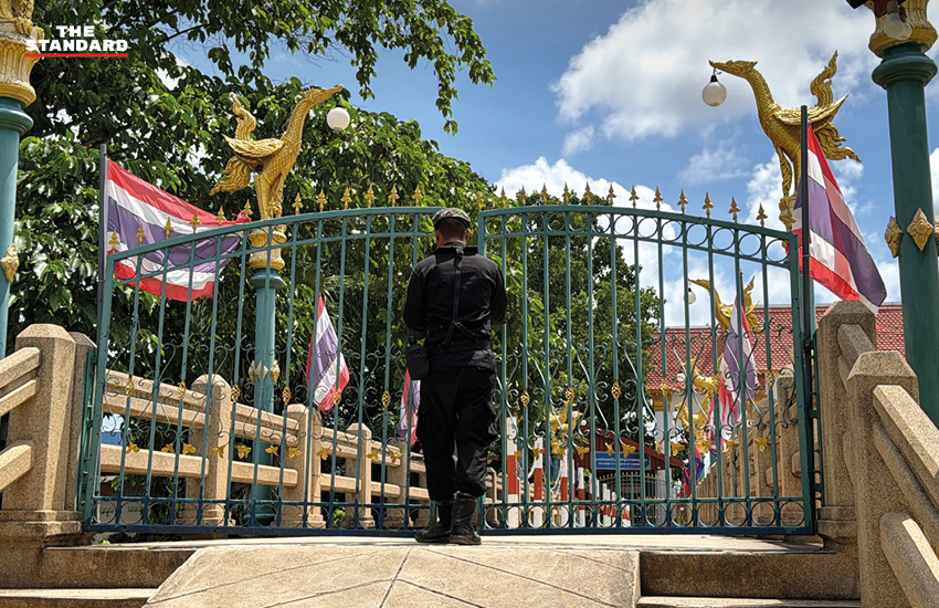 เจ้าหน้าที่ไทยควบคุมตัวชาวกัมพูชาที่พ้นโทษเพื่อส่งกลับประเทศบริเวณชายแดน 3