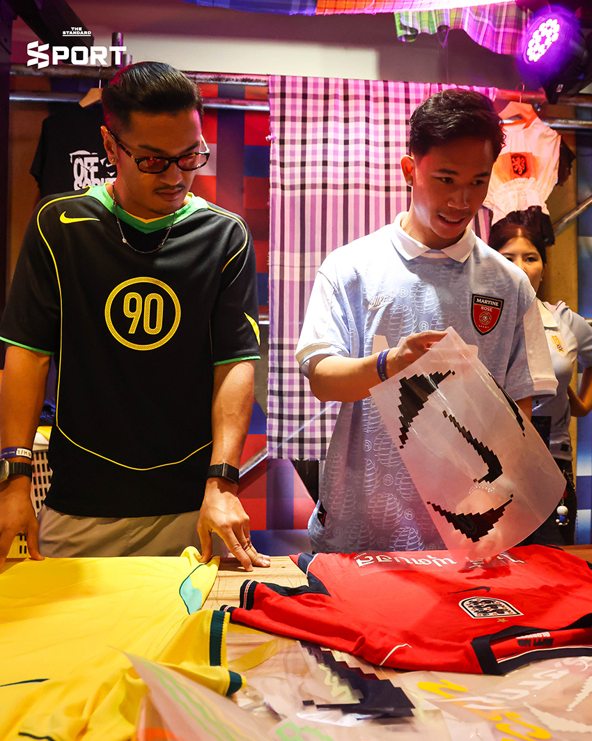 ภาพบรรยากาศกิจกรรม Nike Goal-Dang บนถนนทรงวาด ที่เนรมิตเป็นรันเวย์แฟชั่นฟุตบอลโลก 13