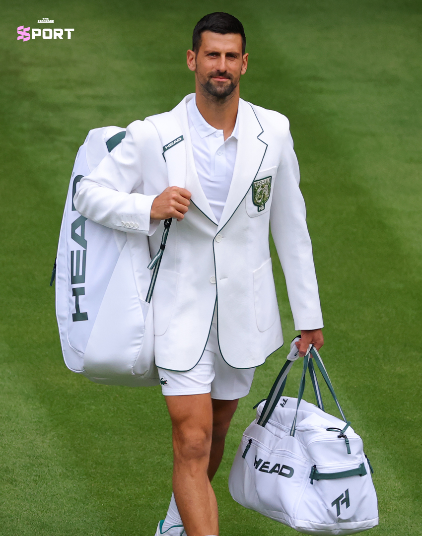 โนวัค ยอโควิช ในชุดแจ็กเกต Lacoste ดีไซน์พิเศษบนสนามวิมเบิลดัน 3
