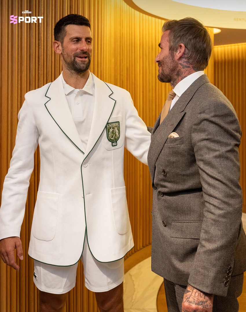โนวัค ยอโควิช ในชุดแจ็กเกต Lacoste ดีไซน์พิเศษบนสนามวิมเบิลดัน 6