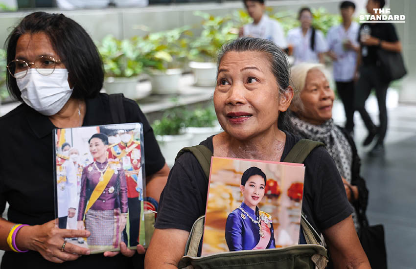ประชาชนจำนวนมากหลั่งไหลถวายความอาลัยและน้อมรำลึกถึง 'เจ้าฟ้าพัชรกิติยาภาฯ' ณ โรงพยาบาลจุฬาลงกรณ์ 1