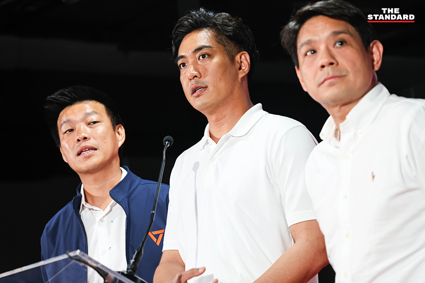 แกนนำพรรคประชาชนแถลงข่าวหลังการเลือกตั้งผู้ว่าฯ กทม. และ ส.ก. 4