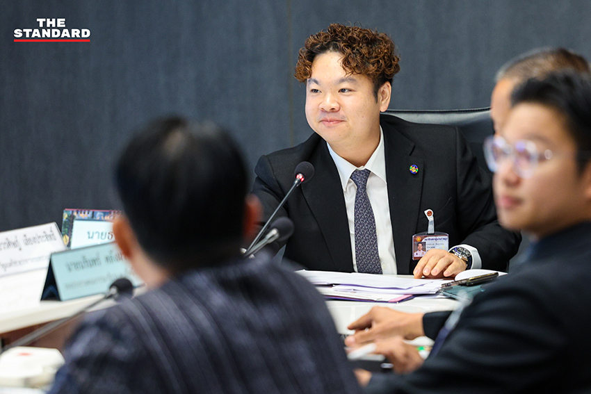 ธนยศ ทิมสุวรรณ ประธาน กมธ.การปกครอง แถลงผลการประชุมปมโยกย้ายผู้ว่าฯ ภูเก็ต 1