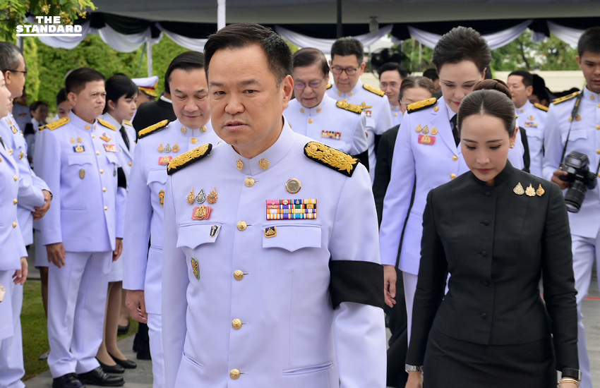 นายกรัฐมนตรีและคณะรัฐมนตรีถวายน้ำสรงพระศพสมเด็จพระเจ้าลูกเธอ เจ้าฟ้าพัชรกิติยาภาฯ 6