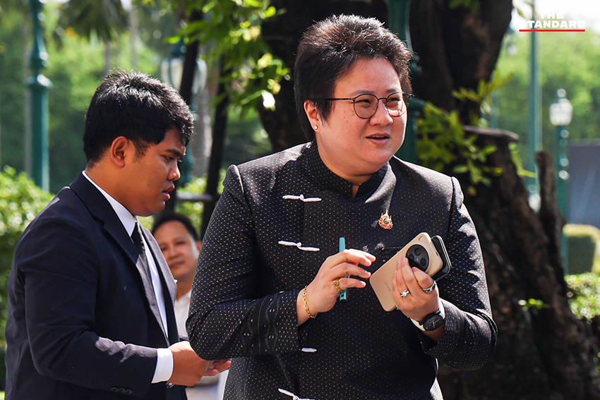 นายกรัฐมนตรีเป็นประธานการประชุมคณะรัฐมนตรี และร่วมติดเข็มกลัด Road to Bangkok WorldPride 2030 15