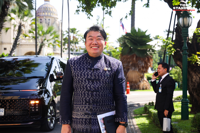 นายกรัฐมนตรีเป็นประธานการประชุมคณะรัฐมนตรี และร่วมติดเข็มกลัด Road to Bangkok WorldPride 2030 4