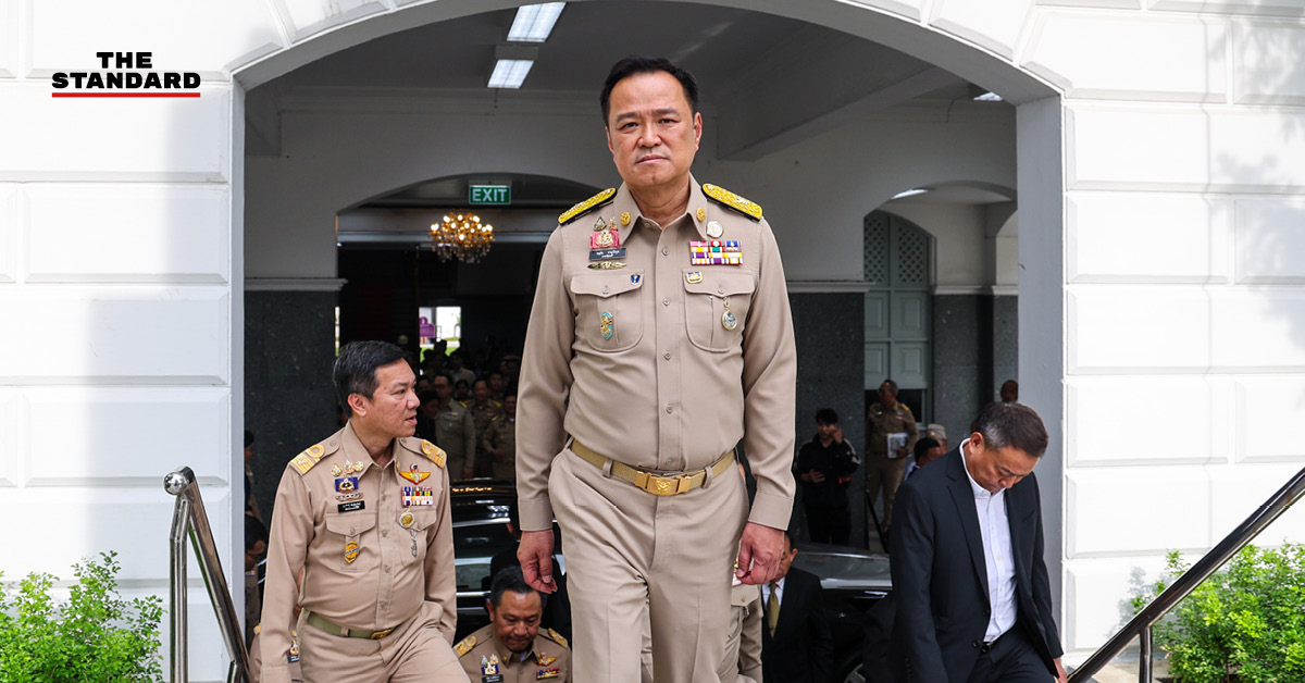 นายกรัฐมนตรีประชุมหารือหน่วยงานที่เกี่ยวข้องเรื่องทุจริตสอบท้องถิ่นที่ทำเนียบรัฐบาล