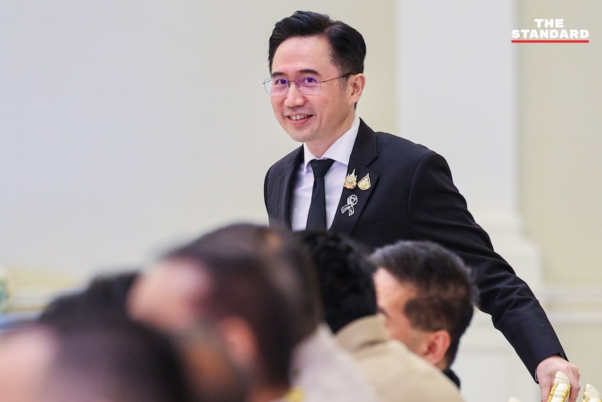 นายอนุทิน ชาญวีรกูล นายกรัฐมนตรี เป็นประธานการประชุม กรอ. ครั้งแรก 4