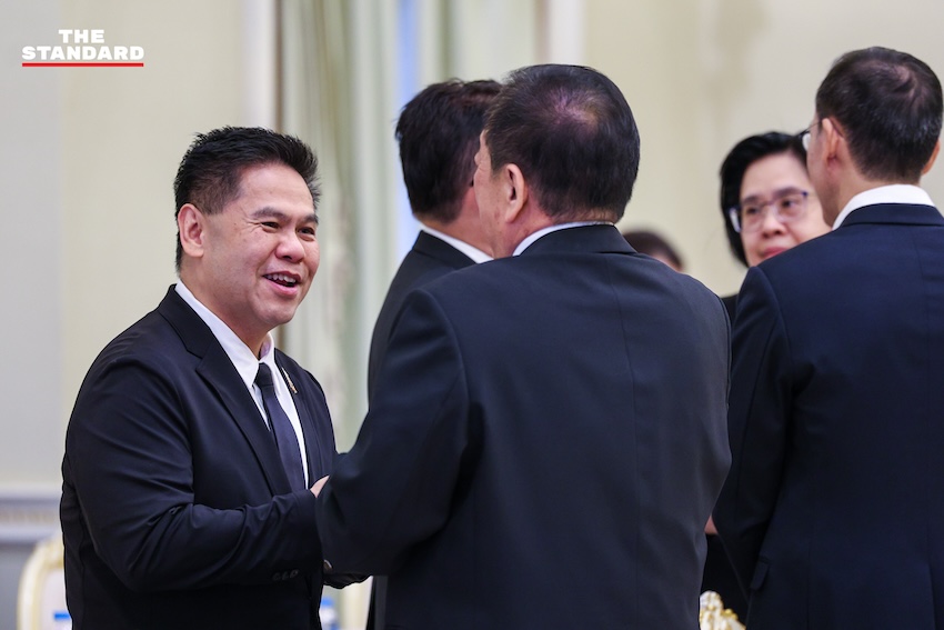 นายอนุทิน ชาญวีรกูล นายกรัฐมนตรี เป็นประธานการประชุม กรอ. ครั้งแรก 6