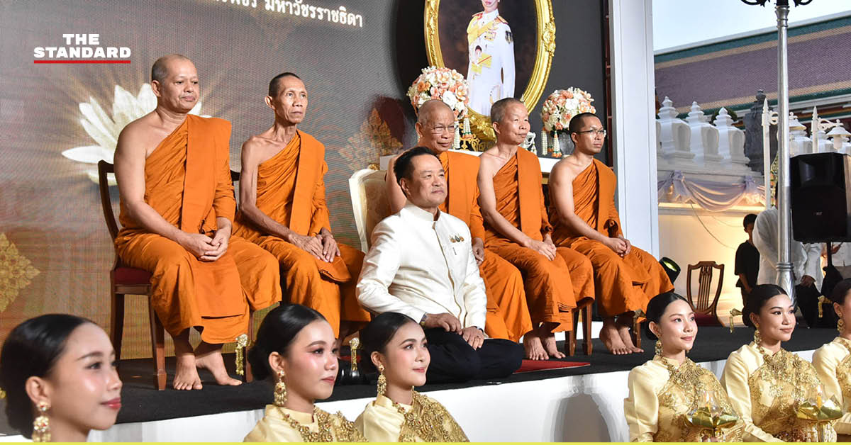 นายกฯ อนุทิน ชาญวีรกูล และภริยา ในพิธีเปิดนิทรรศการ ‘13 รอบนักษัตรวัดราชบพิธ’