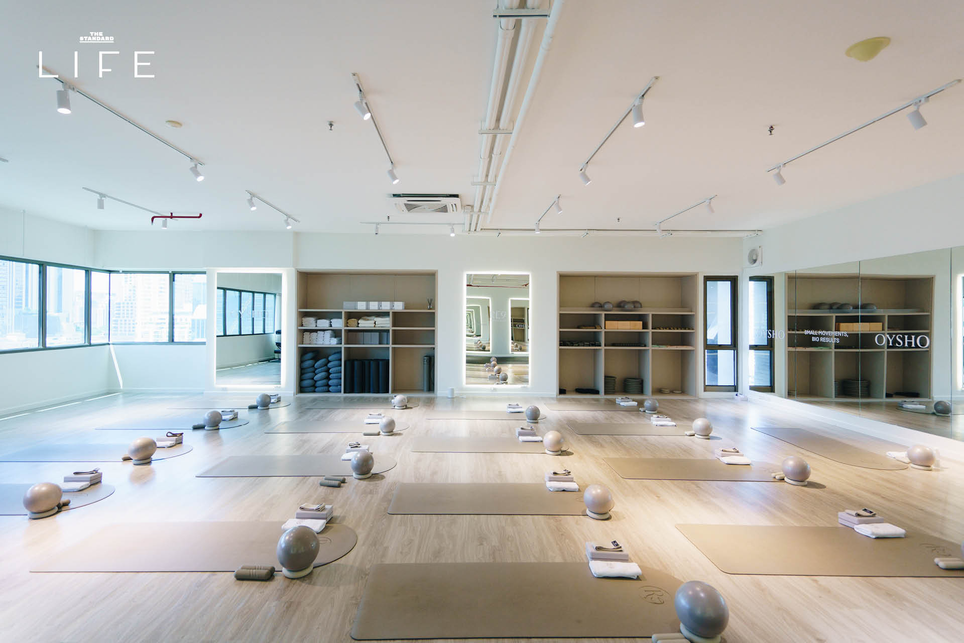 ผู้เข้าร่วมคลาส Booty Burn ออกกำลังกายปั้นก้นเด้งที่ RE9 Wellness Studio 1
