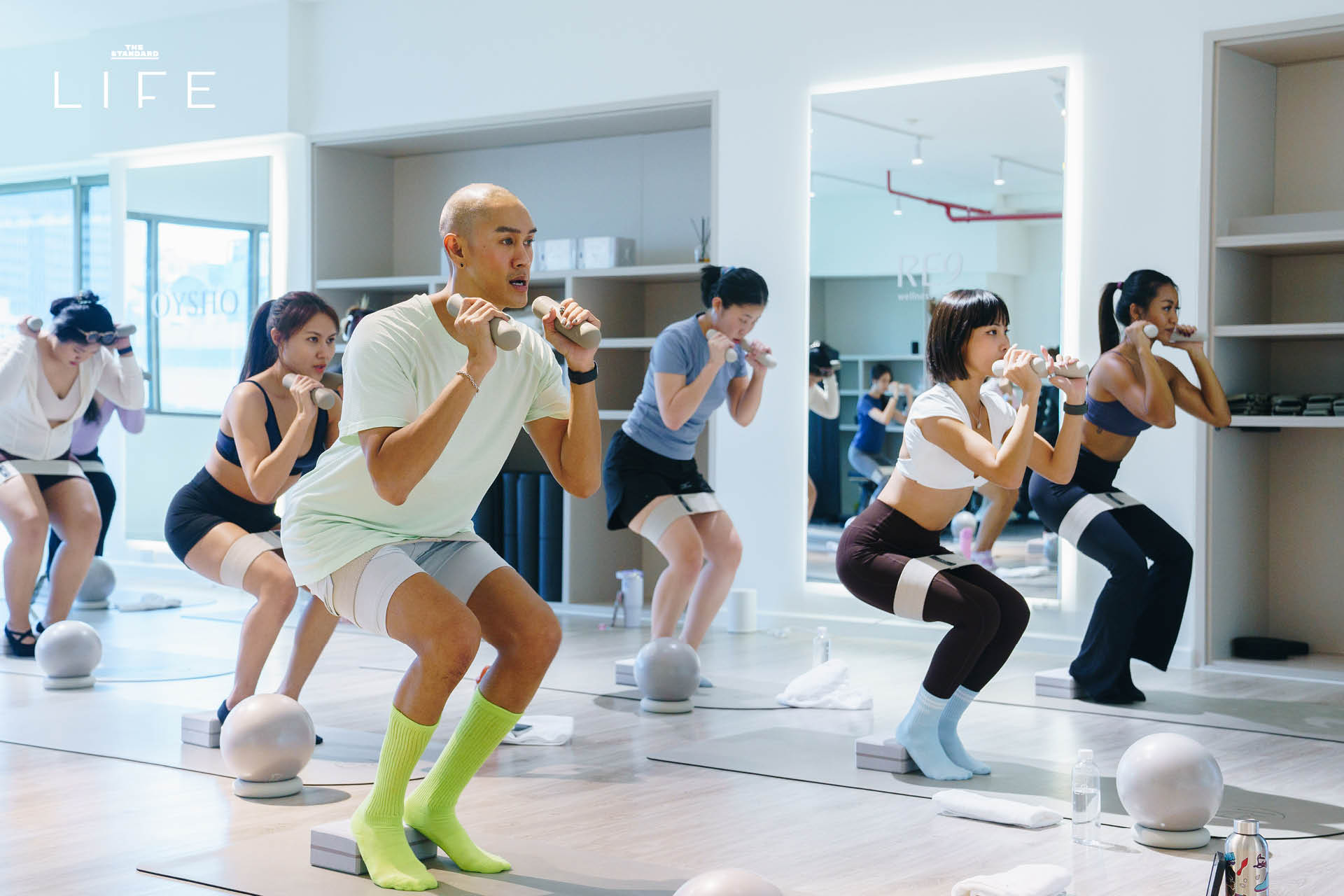 ผู้เข้าร่วมคลาส Booty Burn ออกกำลังกายปั้นก้นเด้งที่ RE9 Wellness Studio 19