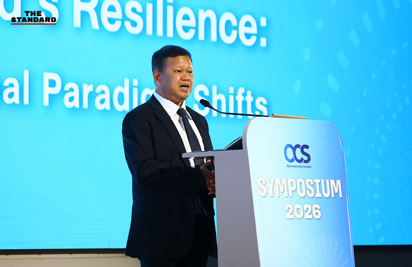 ภาพสปีกเกอร์ Martin HIRSCH และ ดร.ณัฐวุฒิ เผ่าทวี ในงาน OCS Symposium 2026 10