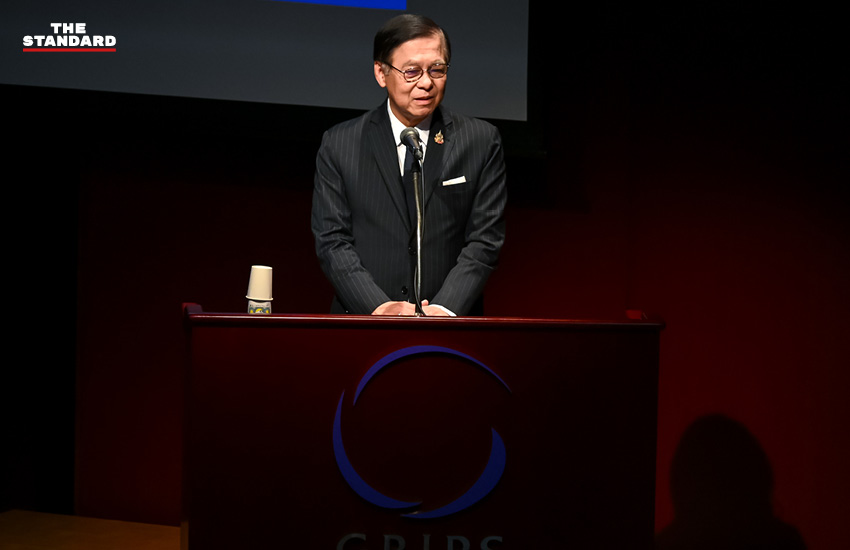 สีหศักดิ์ พวงเกตุแก้ว กล่าวปาฐกถาในงาน Nikkei Forum 8