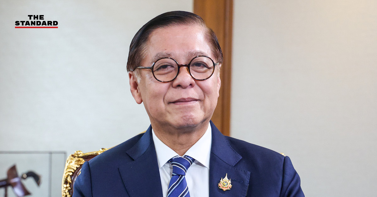 ภาพสีหศักดิ์ พวงเกตุแก้ว รองนายกรัฐมนตรีและรัฐมนตรีว่าการกระทรวงการต่างประเทศ ให้สัมภาษณ์