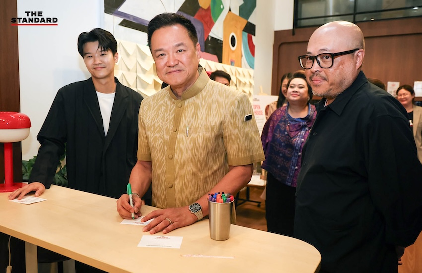 ภาพบรรยากาศงานฉลองครบรอบ 9 ปี THE STANDARD โดยมีคนการเมืองและสังคมร่วมยินดี 1