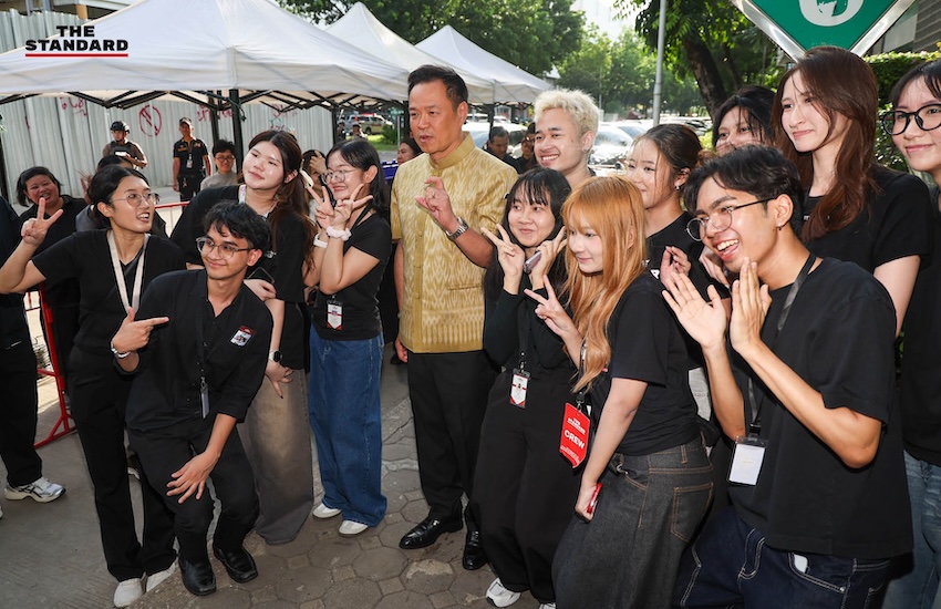 ภาพบรรยากาศงานฉลองครบรอบ 9 ปี THE STANDARD โดยมีคนการเมืองและสังคมร่วมยินดี 11