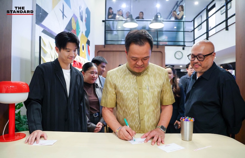 ภาพบรรยากาศงานฉลองครบรอบ 9 ปี THE STANDARD โดยมีคนการเมืองและสังคมร่วมยินดี 18