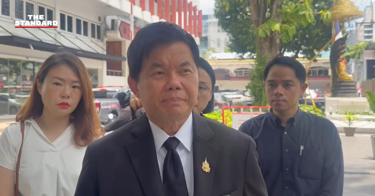 ชลวิทย์ เจียรจิตต์ อธิการบดี มศว แถลงข่าวกรณีแจ้งความดำเนินคดีผู้เผยแพร่ข้อมูลเท็จ