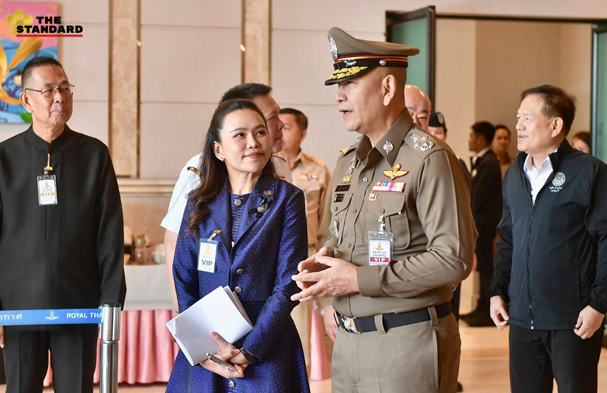 นายกรัฐมนตรีและคณะรัฐมนตรีไทยเดินทางเยือนเวียดนามอย่างเป็นทางการ 7