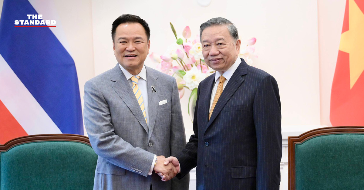 ภาพอนุทิน ชาญวีรกูล นายกรัฐมนตรีและประธานาธิบดีเวียดนาม โต เลิม กำลังหารือกัน