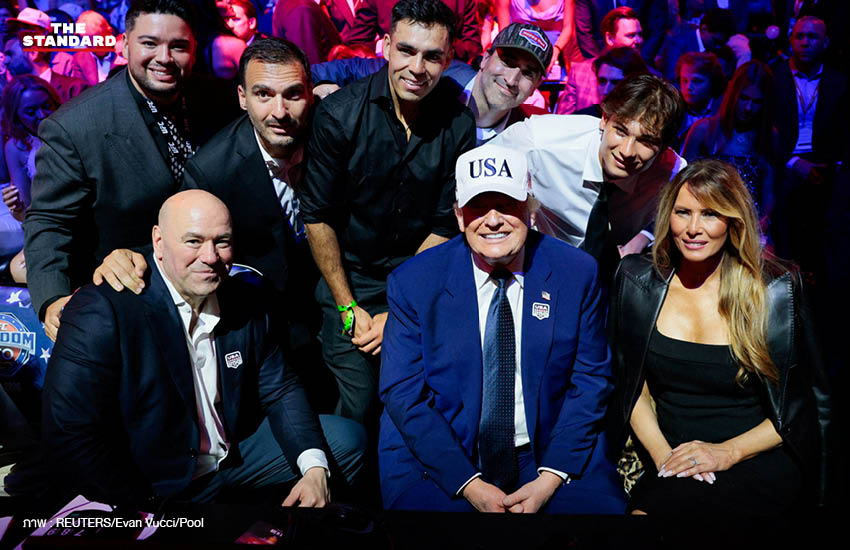โดนัลด์ ทรัมป์ ประธานาธิบดีสหรัฐฯ เป็นเจ้าภาพจัดการแข่งขัน UFC ที่สนามหญ้าทำเนียบขาว 11