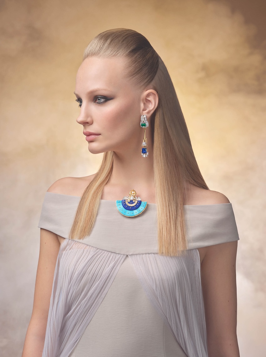 เครื่องประดับไฮจิวเวลรีจากคอลเล็กชัน Fascinating Egypt ของ Van Cleef & Arpels ที่ได้รับแรงบันดาลใจจากอารยธรรมอียิปต์ 7