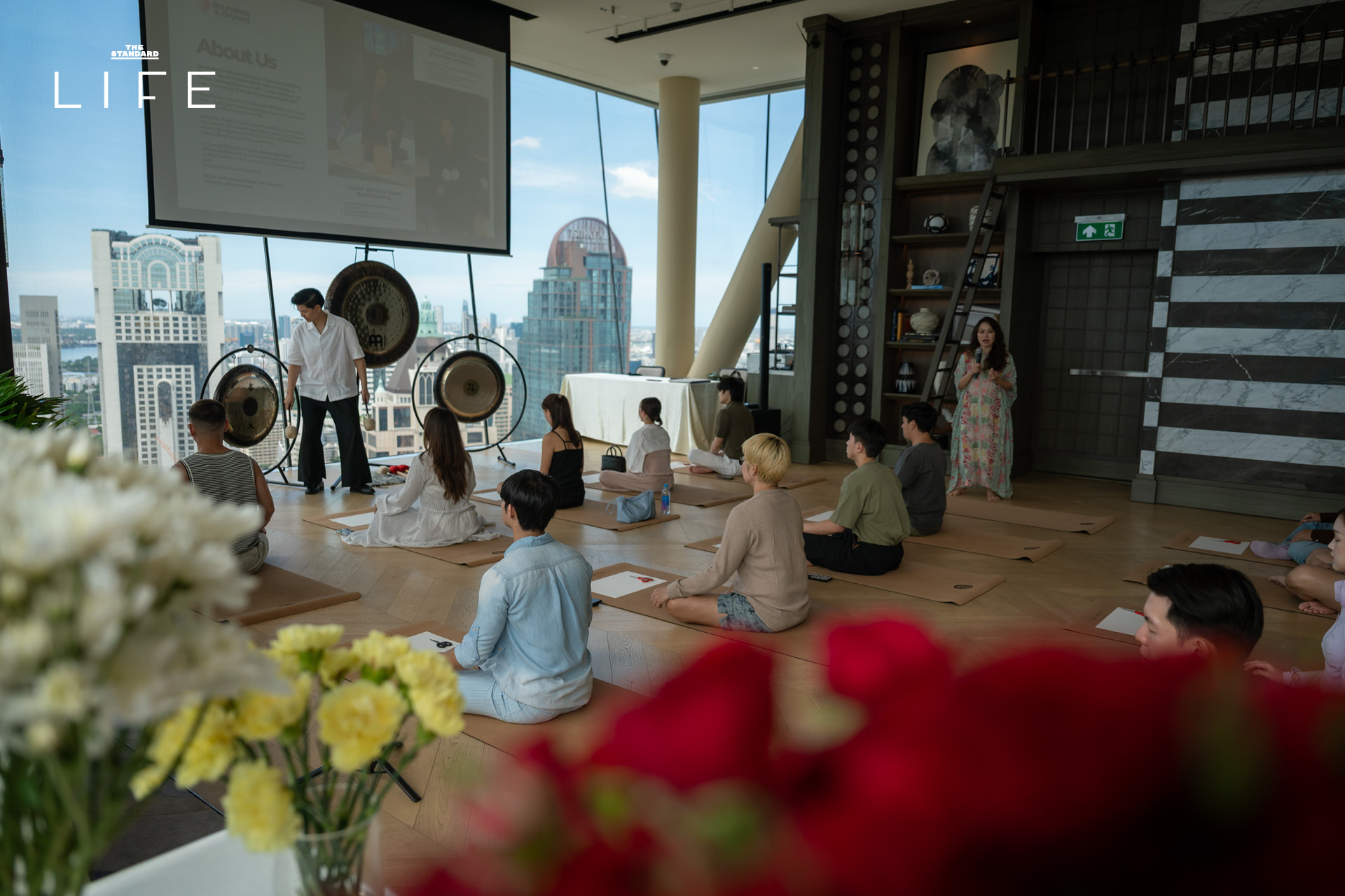 ภาพบรรยากาศกิจกรรม Well-Fest ที่โรงแรม Dusit Thani Bangkok พร้อมมุมพักผ่อนและวิวสวนลุมพินี 10