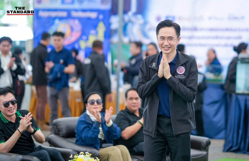 ศ.ดร.ยศชนัน วงศ์สวัสดิ์ รองนายกรัฐมนตรี ตรวจเยี่ยมงานวิจัยและนวัตกรรมด้านสมุนไพรและการเกษตรที่จังหวัดสงขลา 2