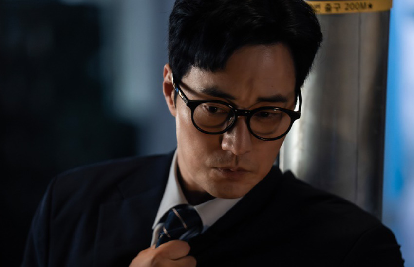 ภาพปกซีรีส์ Agent Kim Reactivated แสดง โซจีซบ ในบทบาท คิมโดฮยอน 1