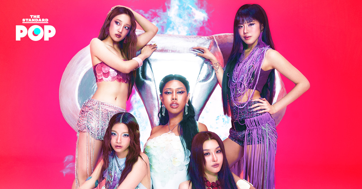 ภาพโปรโมตซิงเกิล ON&OFF ของวง ALALA ที่ได้ ALIE BLACKCOBRA มาร่วมฟีเจอริง
