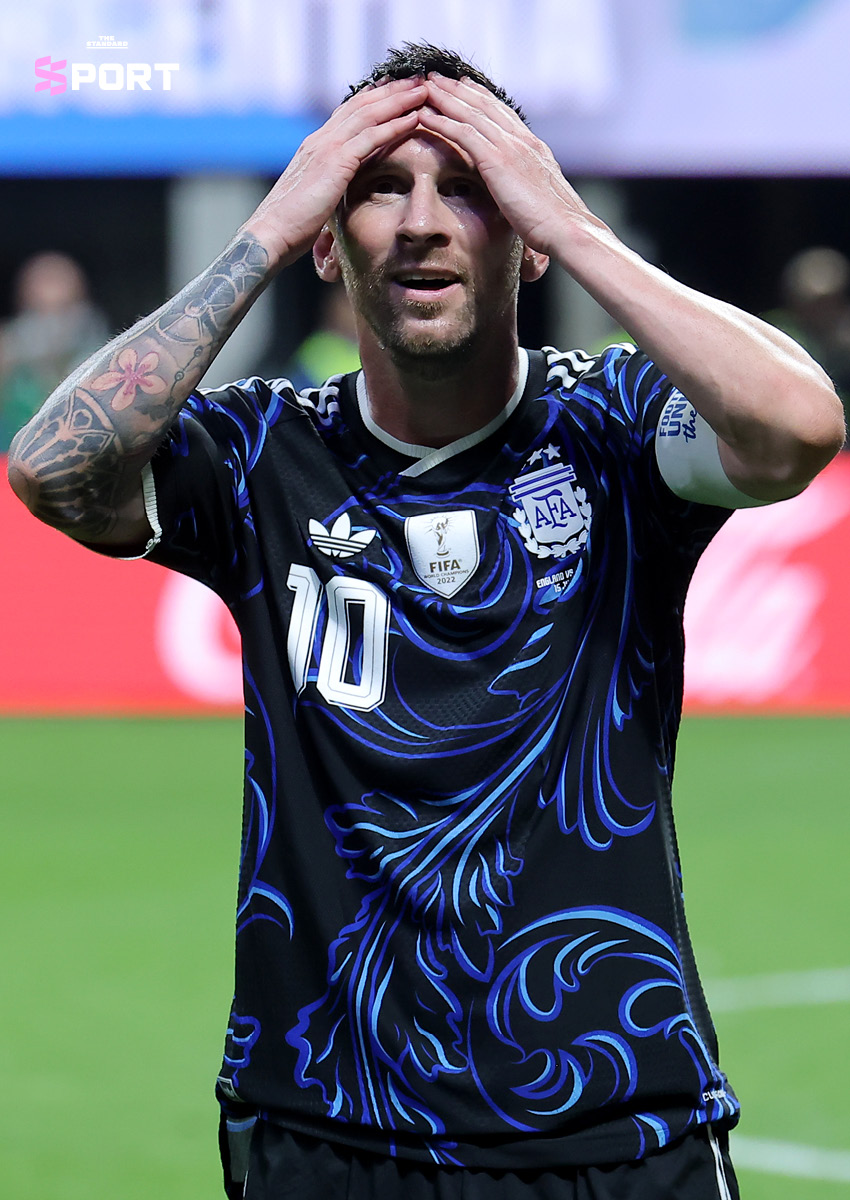 ภาพนักฟุตบอลทีมชาติอาร์เจนตินาแสดงความมุ่งมั่นและหัวใจของแชมป์โลก 1