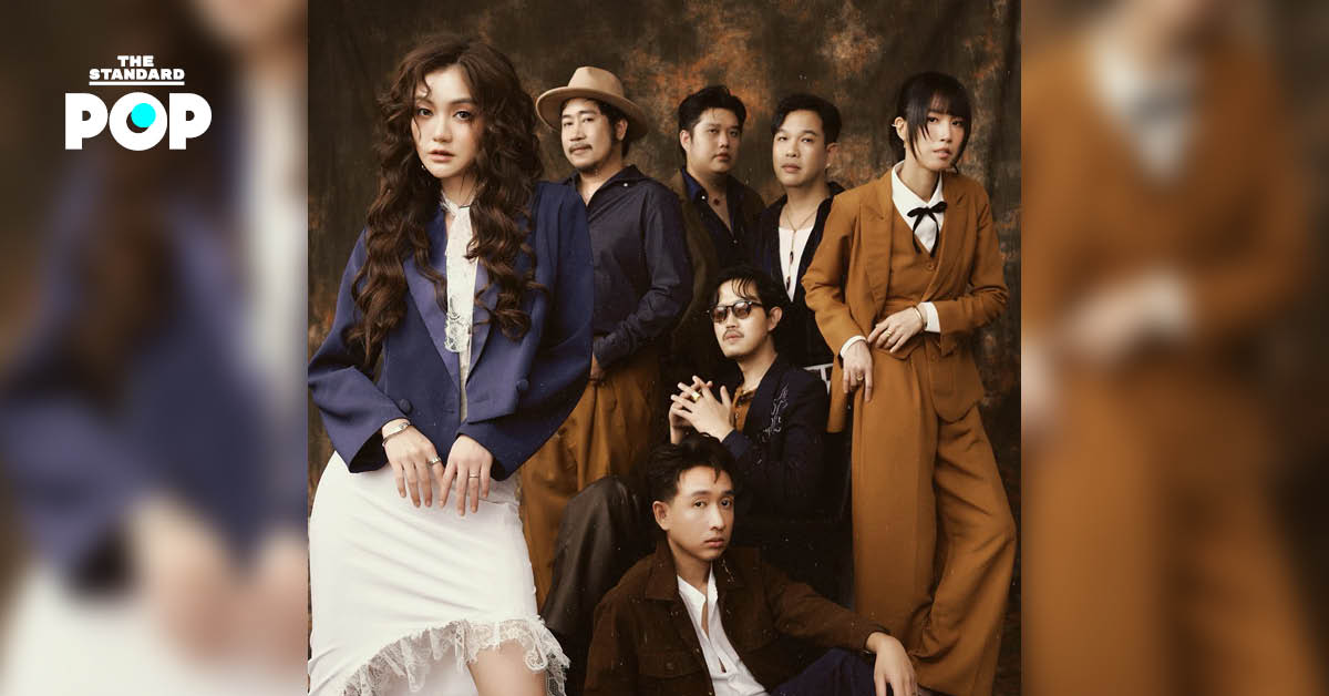 ภาพสมาชิกวง ASIA7 ในชุดสไตล์ Asian Fusion Contemporary