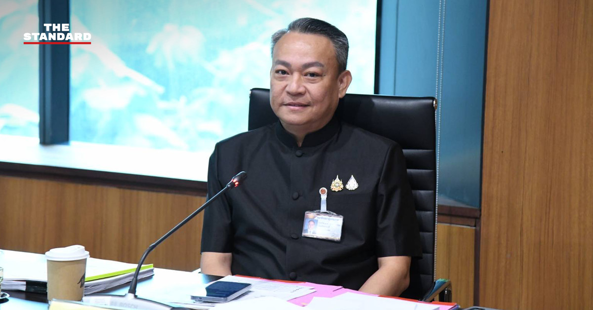 วัชรพงศ์ คูวิจิตรสุวรรณ สส.สระบุรี พรรคภูมิใจไทย ให้สัมภาษณ์สื่อมวลชน
