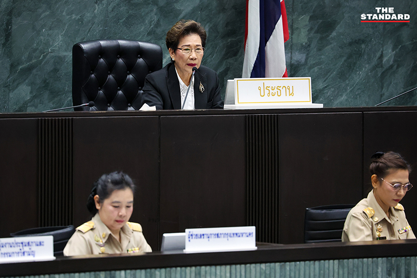 ภัทราภรณ์ เก่งรุ่งเรืองชัย ประธานสภากรุงเทพมหานคร 12
