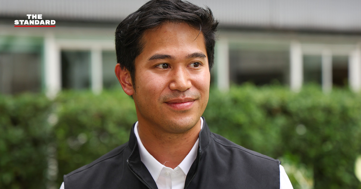 พรพรหม วิกิตเศรษฐ์ รองผู้ว่าฯ กทม. ขณะเป็นประธานการประชุม
